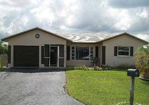 1st image of 7308 NW 96th Ave