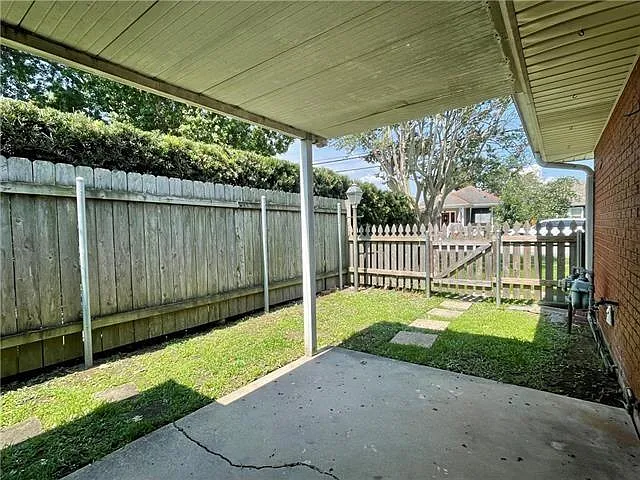 921 Ridgelake Dr — Photo 24