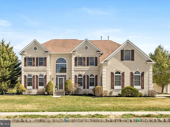 2 Kasey Ct, Somerset, NJ 08873