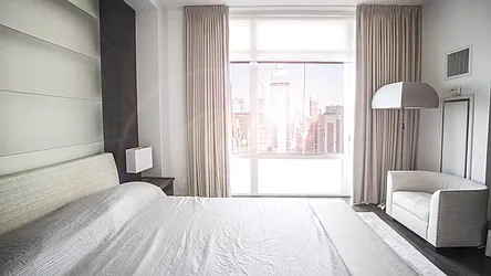 Rented by R New York