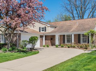 3009 N Stratford Rd, Arlington Heights, IL 60004