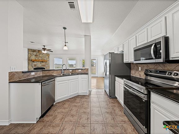 5th image of 8375 Shaw Rd