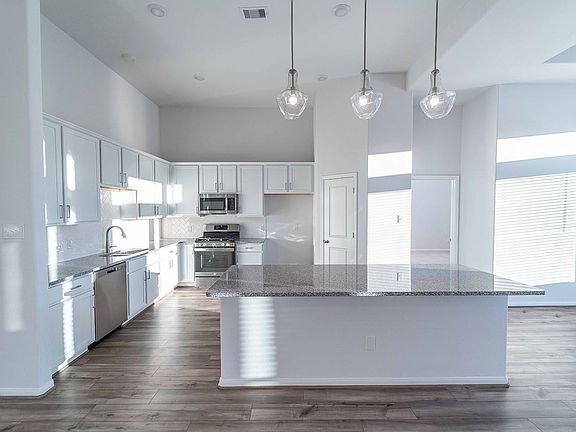 5th image of 23128 Chablis Dr