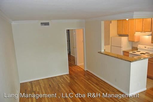 2nd image of 2052 Branard St APT 04