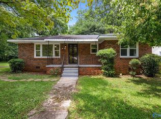 3118 Maysville Rd NE, Huntsville, AL 35811