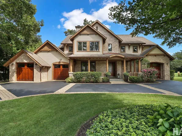 1425 Lee Rd, Northbrook, IL 60062