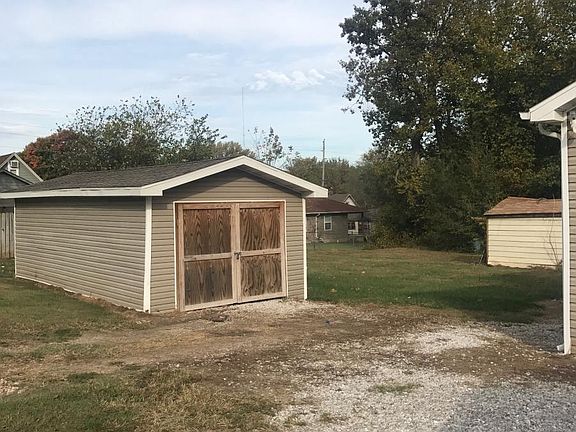 Garage/storage shed