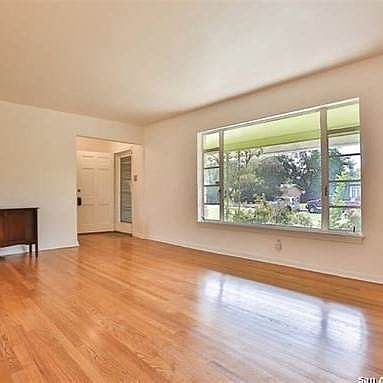 1st image of 133 Beverly Dr