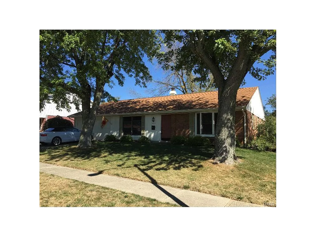 802 Browning Ave photo 1