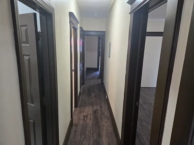 30 Irving St #1 — Photo 3