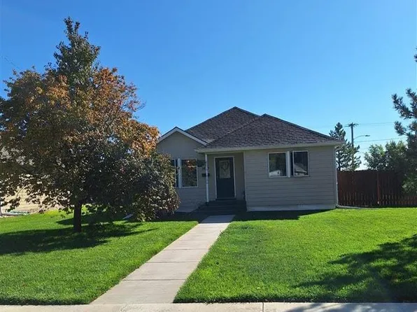 1410 6th St, Gering, NE 69341