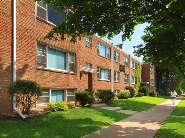 Snelling Avenue Apartments, 382 Snelling Ave S #7, Saint Paul, MN 55105