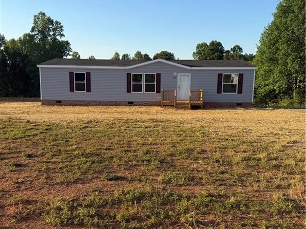 2920 Bethel Church Rd #1, Yadkinville, NC 27055