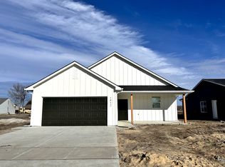 1912 E Village Estates Dr, Wichita, KS 67219