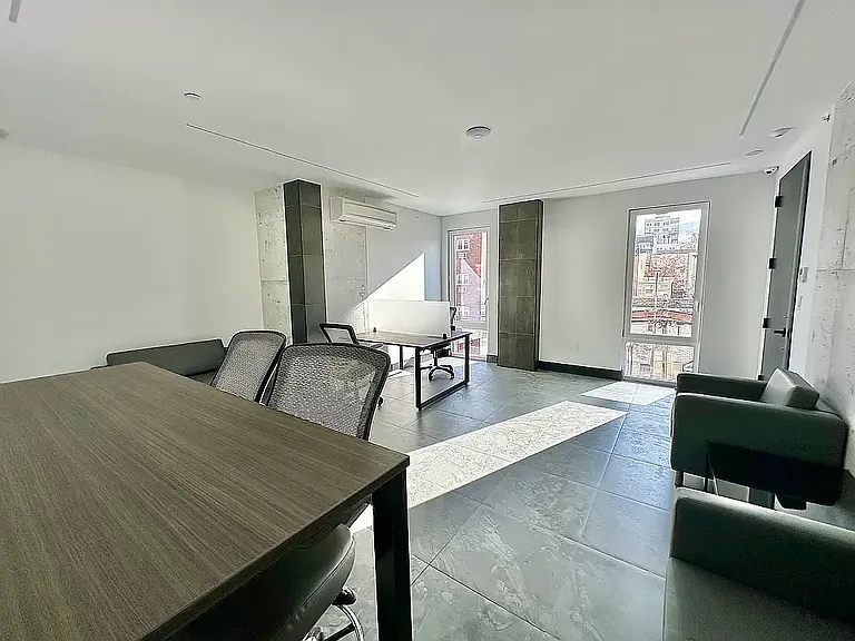 139 Frost St #4D — Photo 41