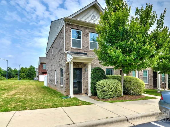 1203 Skywatch Ln, Monroe, NC 28112