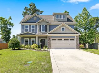115 Peytons Ridge Dr, Hubert, NC 28539