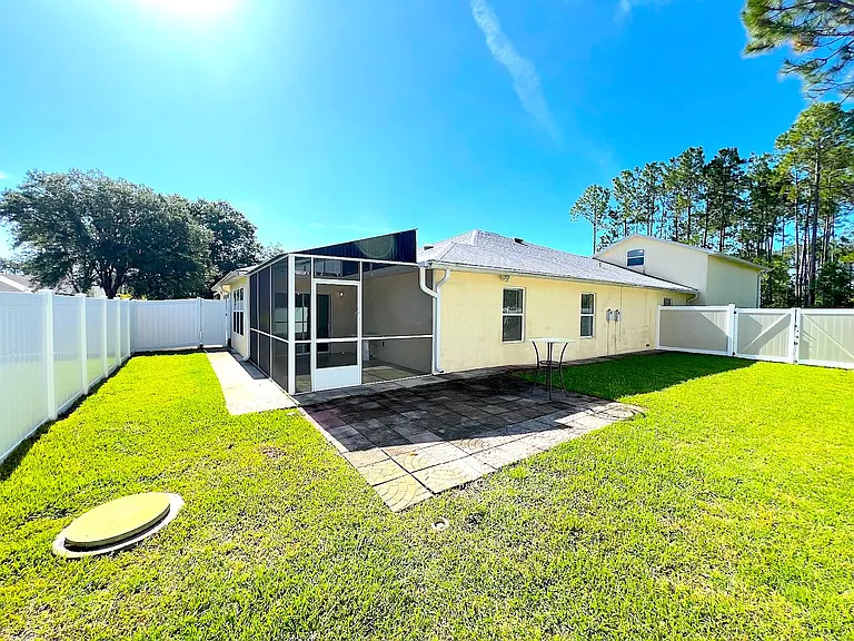20 Regis Ln #A — Photo 40