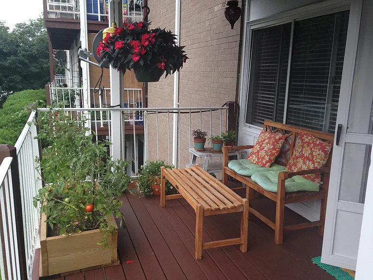 280 Gardner Ave — Photo 27
