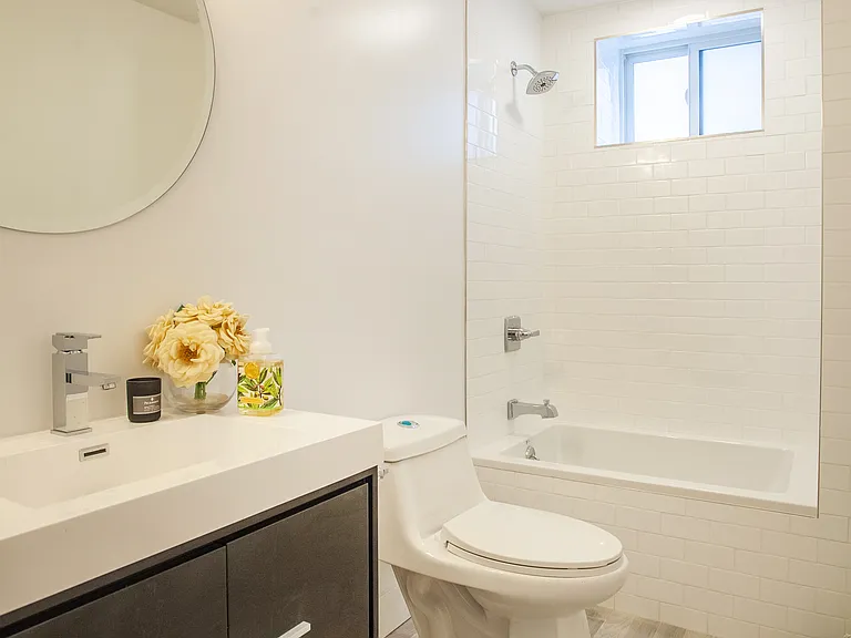 200 Shippen St #1 — Photo 21