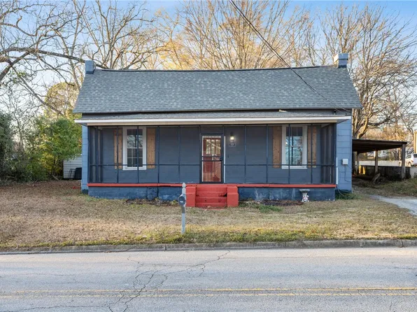 408 Avenue C, Opelika, AL 36801