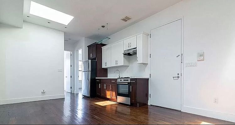 1st image of 314 Rogers Ave #2