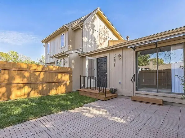 14021 Ballantrae Dr, Grandview, MO 64030