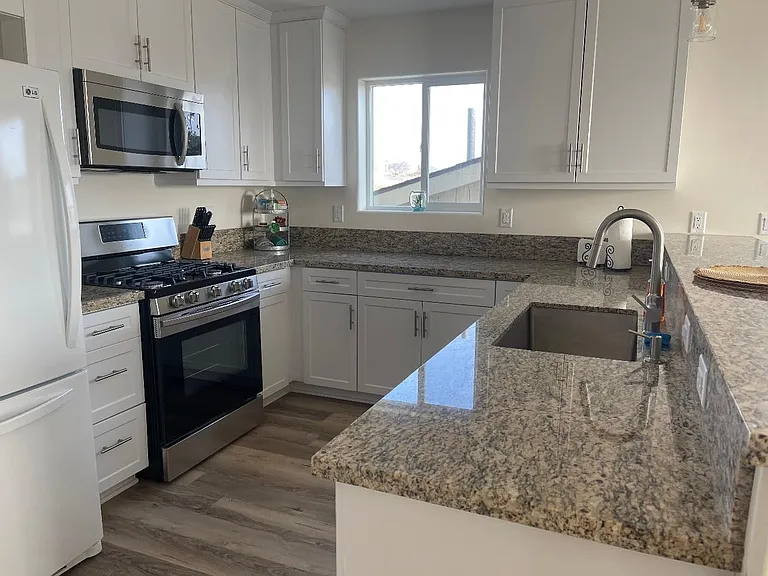 2996 Alder Ave #3 — Photo 14