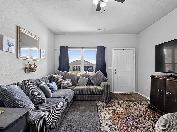 5th image of 12152 Duck Creek Dr