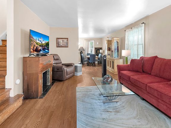 4th image of 52-54 Clinton Pl #2