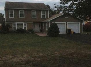 105 Fawn Dr, Matawan, NJ 07747