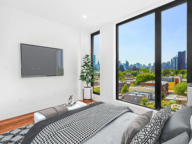 31-05 21st St #4D — Photo 3