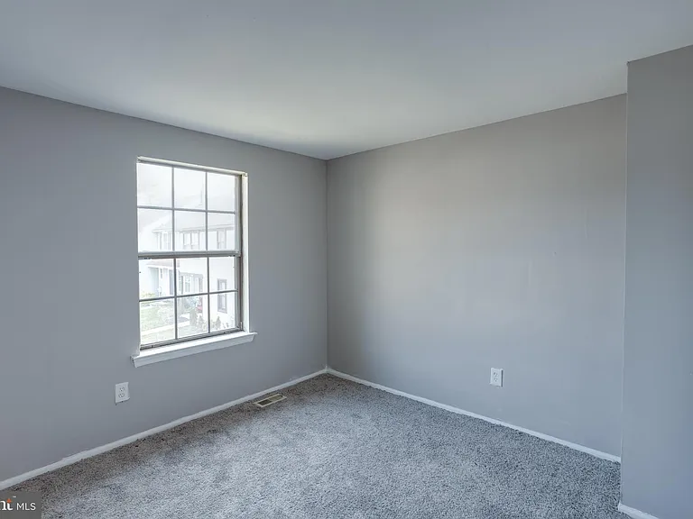 101 Bayberry Ct — Photo 20