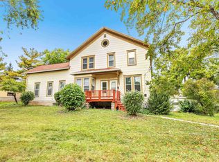 634 Grant St, De Pere, WI 54115