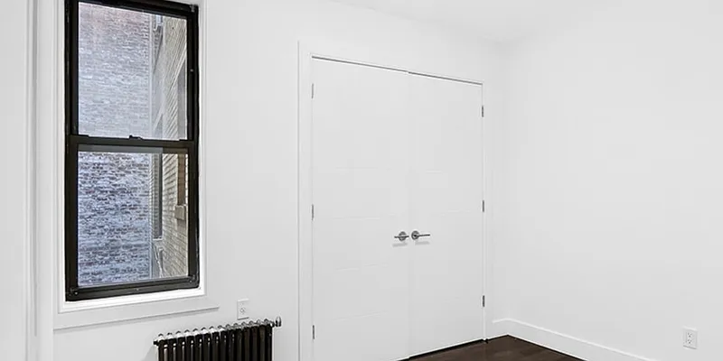 Rented by REZI | media 11