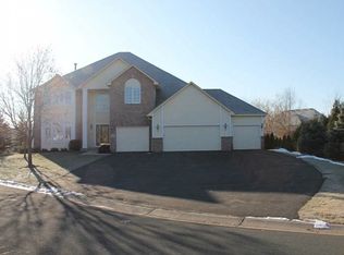 17567 Alcove Cir, Eden Prairie, MN 55347