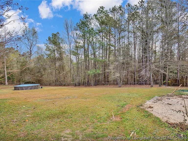 75 Countess Ct — Photo 32