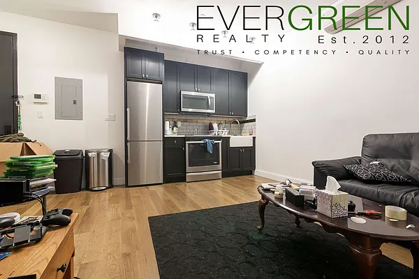 Rented by Pinn Realty | media 58