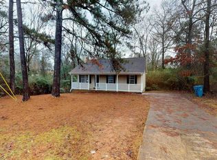 1013 Dogwood Cir, West Point, GA 31833