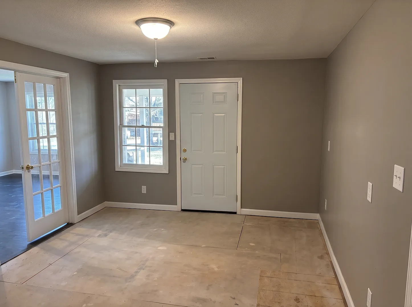 Freshly Renovated 3-Bedroom Home in Memphis | Available Now — Photo 3