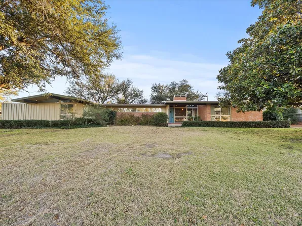 5121 Meadowbrook Dr, Greenville, TX 75402