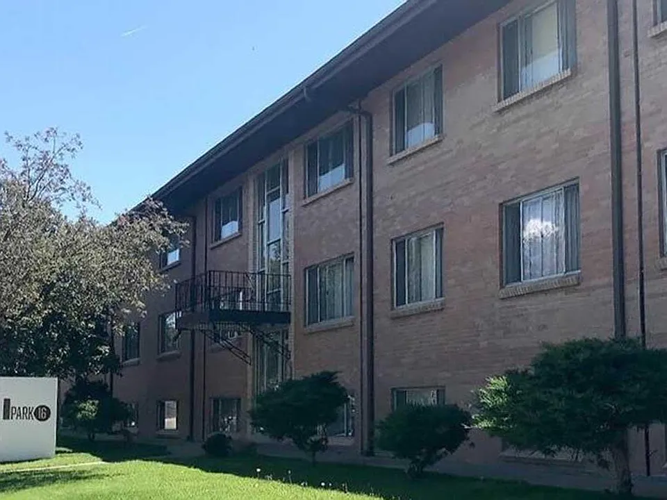 Park 16 Apartments