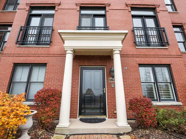 (undisclosed Address), Glenview, IL 60026