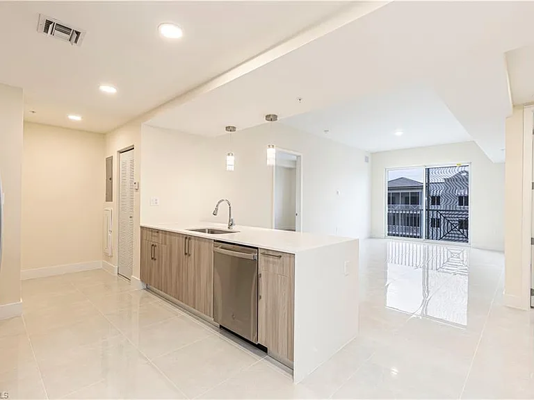 26610 Rosewood Pointe Dr #308 — Photo 1