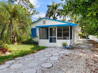 2400 Sunset Ave, Naples, FL 34112