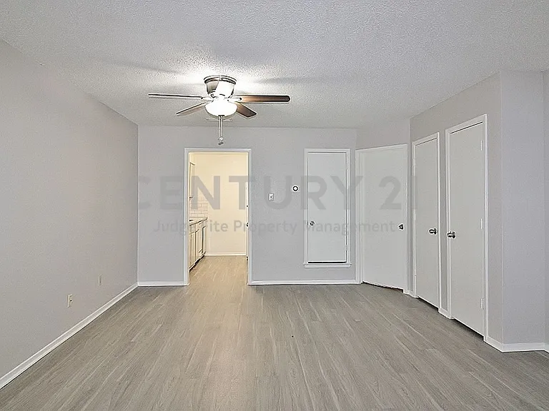1705 Fitzgerald Ct — Photo 4