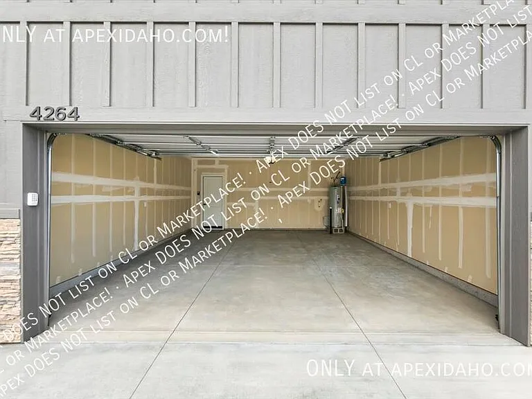 4264 W Topeka St — Photo 37