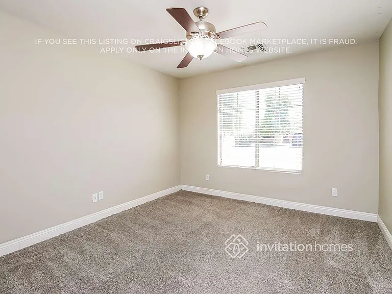 1400 E Vernoa St — Photo 13