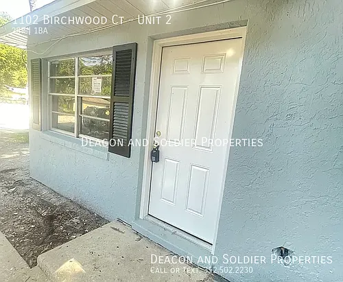 1102 Birchwood Ct #2 Photo 1