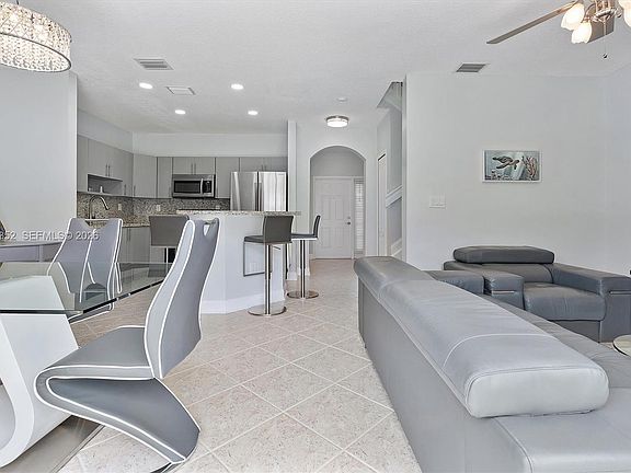 5th image of 12941 SW 29th St